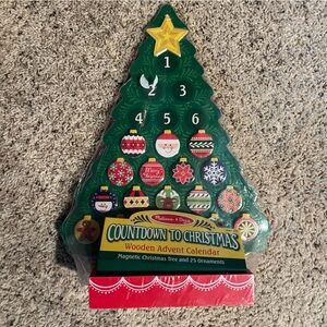 Melissa & Doug Wooden Advent Calendar: Magnetic Christmas Tree - in plastic